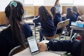 “Nadie detiene la pelea, todos sacan el celular”: la violencia escolar que desafía a familias, escuelas y autoridades